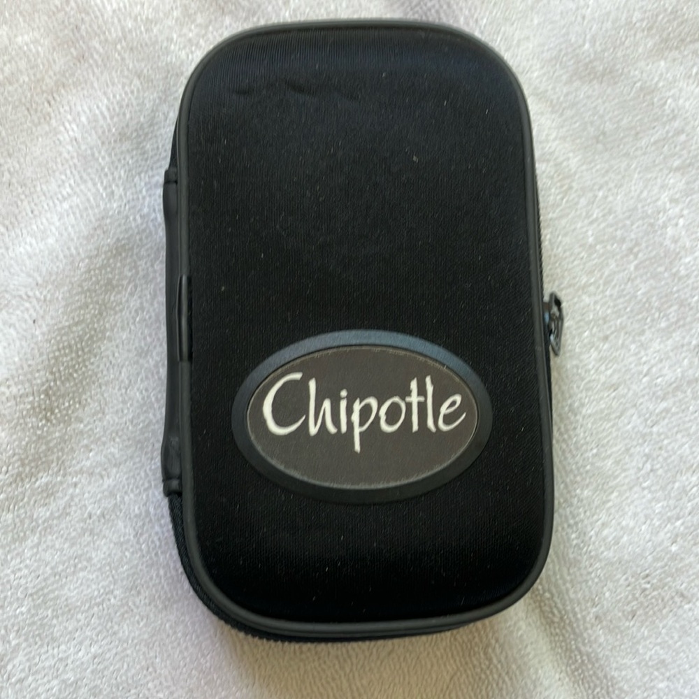 Extremely RARE Chipotle Black Portable Speaker built into Case battery auxiliary